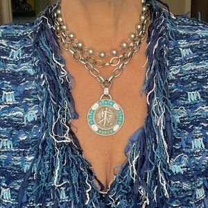 Silver and Blue Pendant Necklace with Oval Links